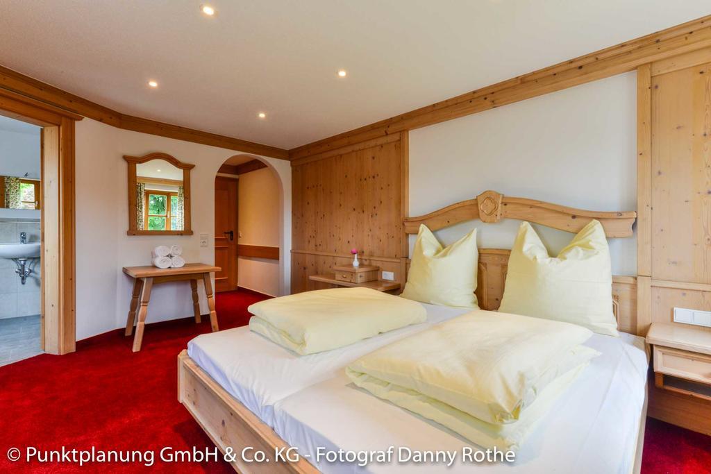 Alter Wirt Hotel Hechendorf am Pilsensee Bagian luar foto